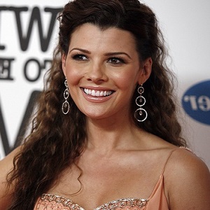 celebrity Ali Landry